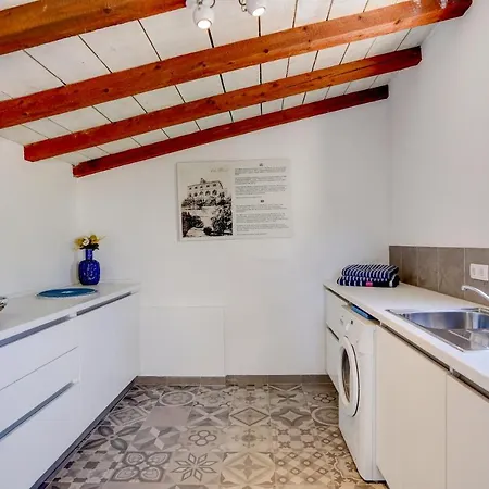 Апартаменти Marchi Хвар